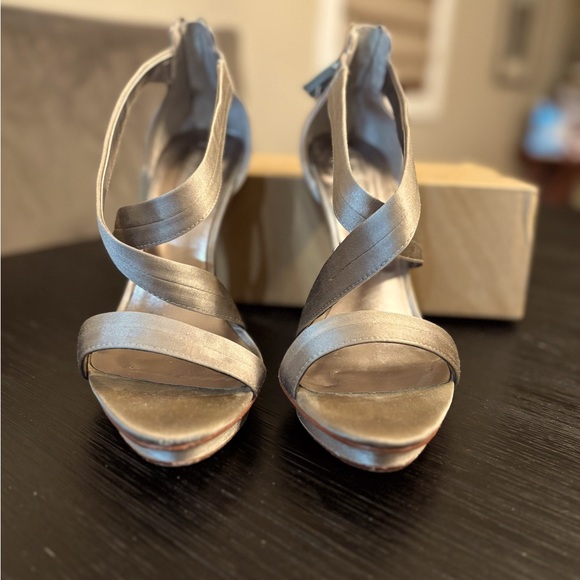 BCBG Shoes - BCBG Satin Silver heels size 8